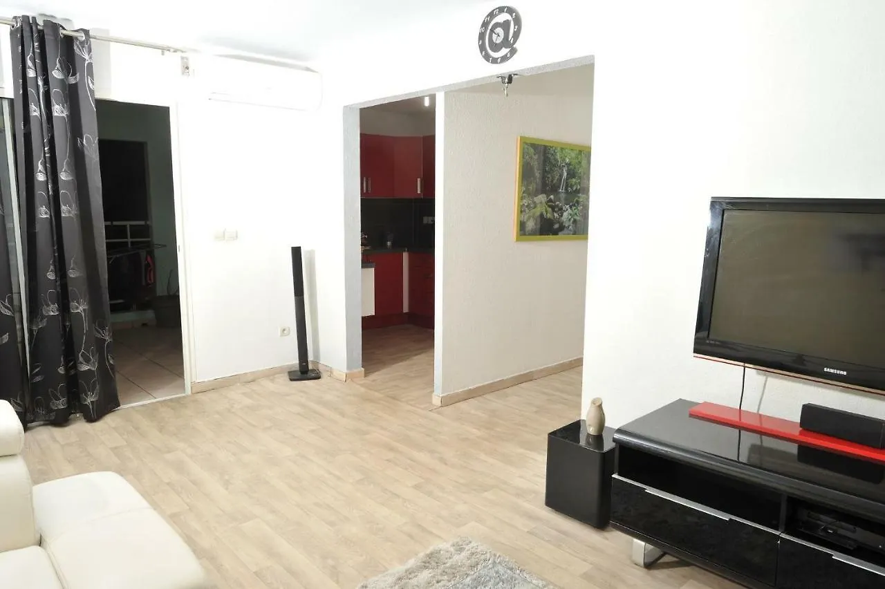 Apartment Les Heliconias Residence Cosy Et Calme Les Abymes